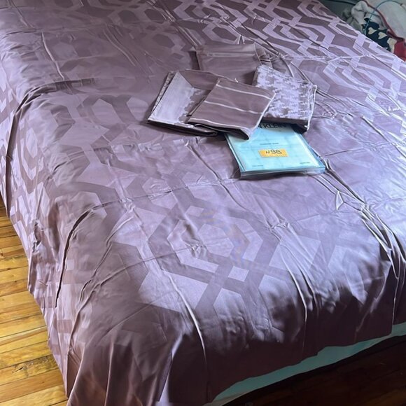 MIX :Calvin Klein Standard Sham and Queen Duvet , 3 pillow cases, Sheet (N-98  ) - Picture 1 of 9